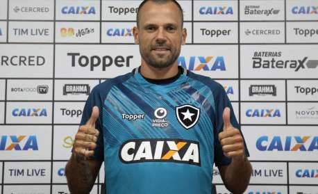 Botafogo deve ampliar contrato de Diego Cavalieri