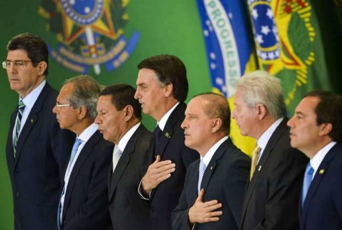 Bolsonaro e equipe ministerial articulam pela Reforma da Previdência
