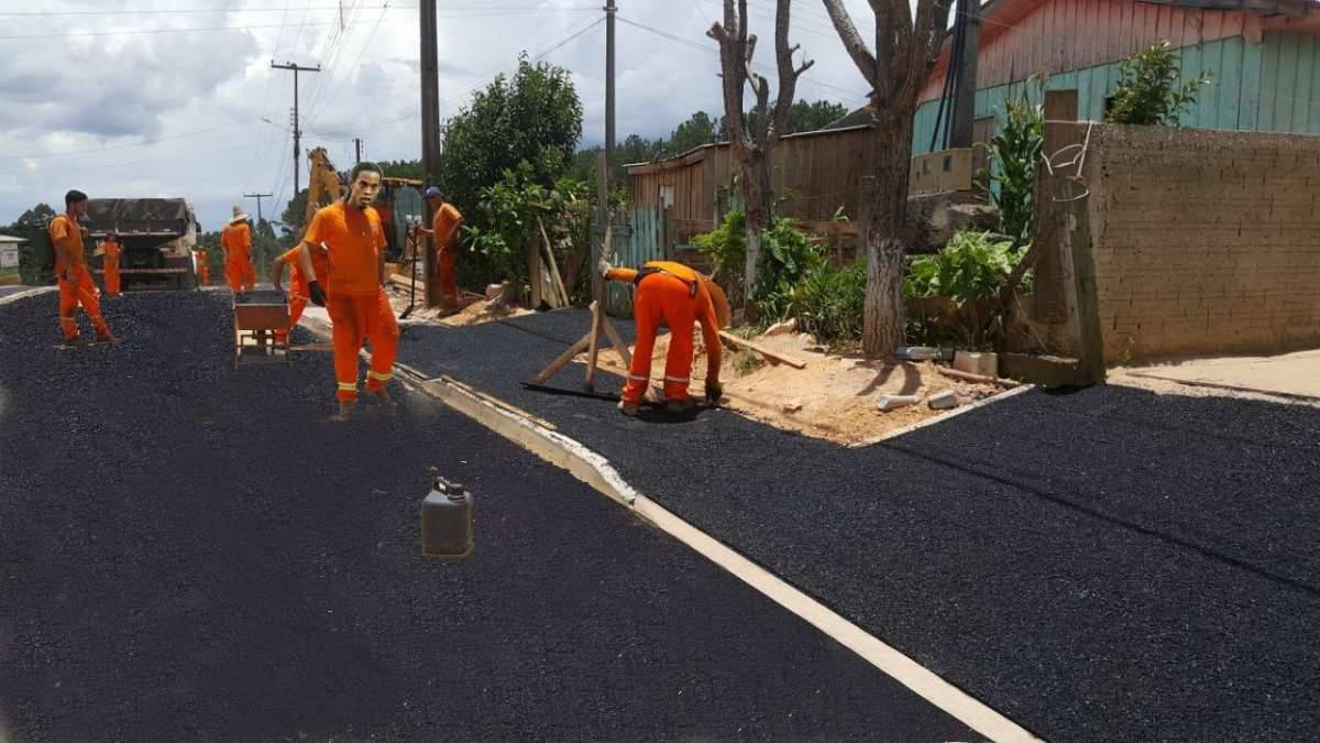 Prefeitura de município do Paraná vira meme após fazer montagem com novo asfalto