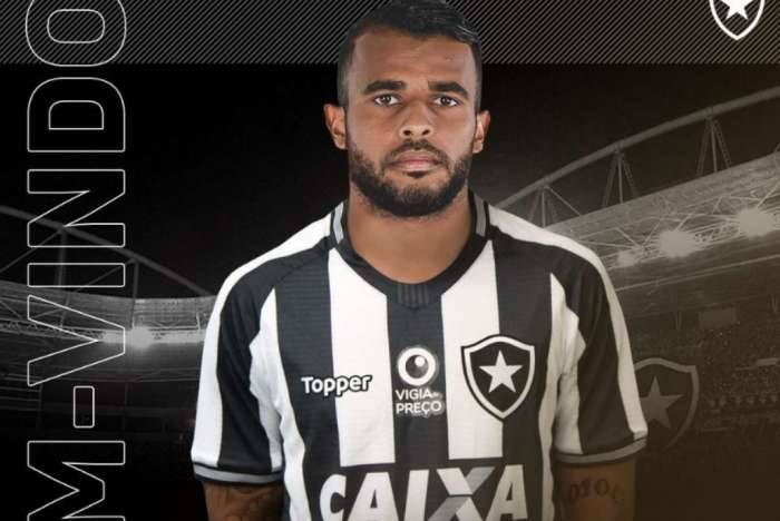 Alex Santana acertou com o Botafogo