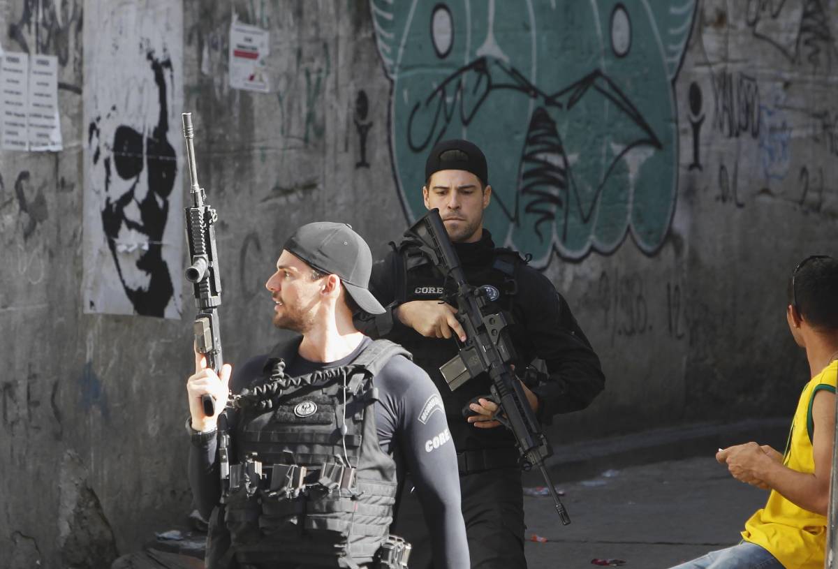 0pera??o da Policia Civil no Morro da Mangueira,tiroteio e um morto segundo a policia era traficante
 Severino  Silva/ Agencia O Dia