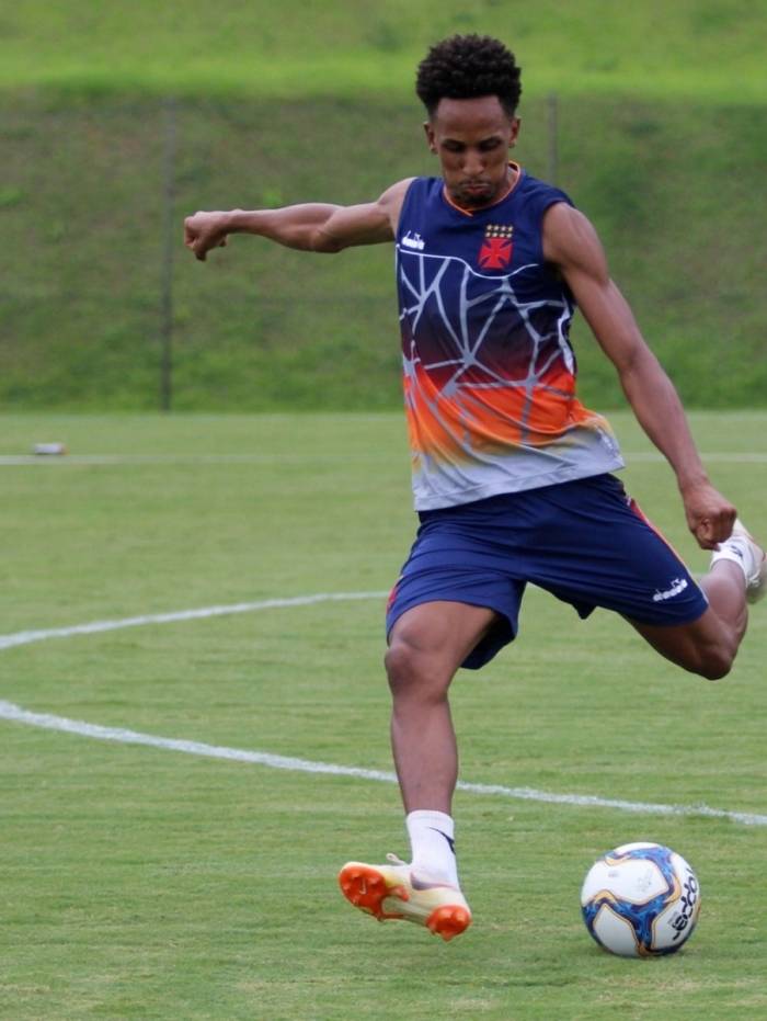Lucas Mineiro deve ser uma das novidades na estreia do Vasco na Ta&ccedil;a Guanabara