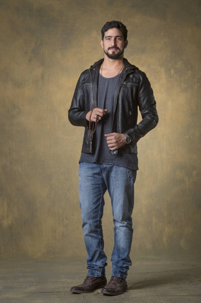 Renato Góes viverá Jamil Zariff em 'Órfãos da Terra'