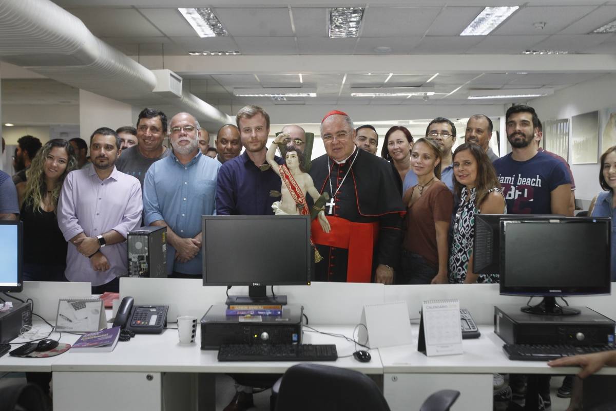 Dom Orani acebispo do Rio visitando o Jornal  O Dia
 Severino  Silva/ Agencia O Dia