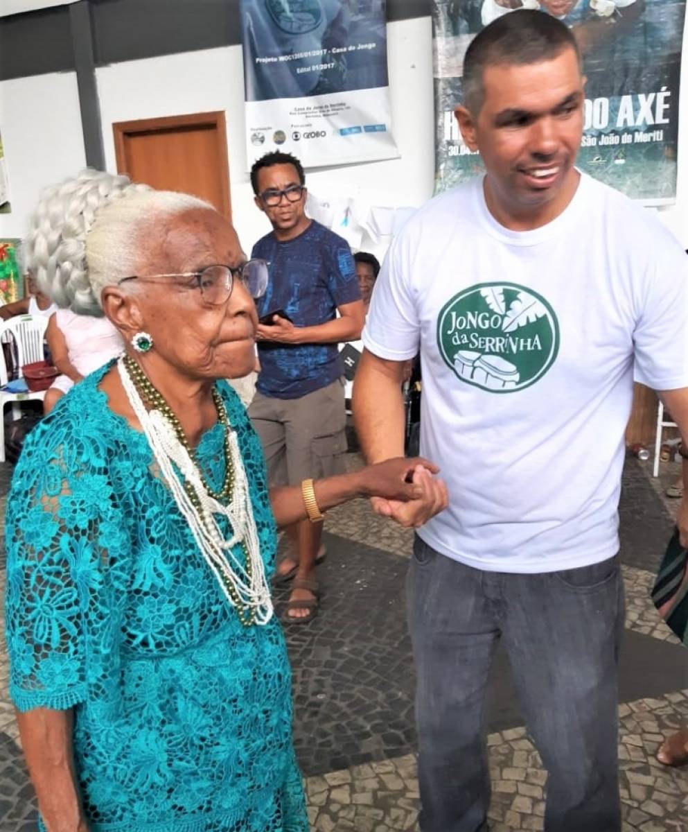 Tia Maria e Victor Lobisomem Alvim: justa homenagem