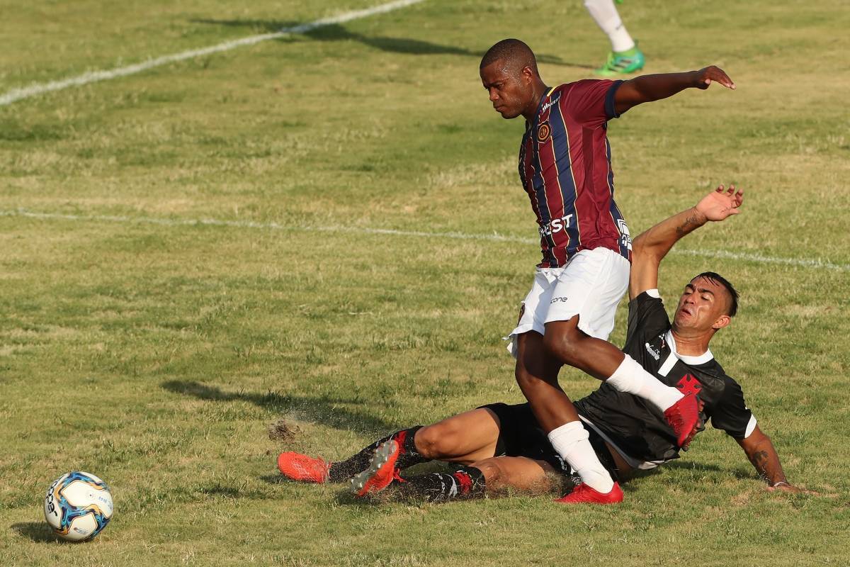 Vasco bateu o Madureira por 1 a 0