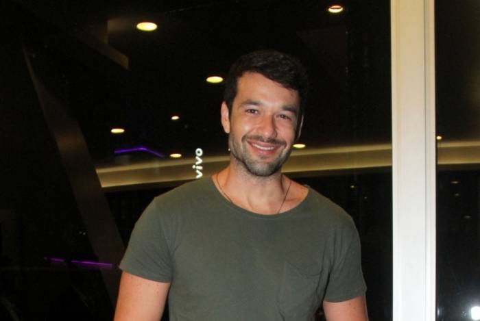 19/01/2019 - AGÊNCIA DE NOTÍCIAS/PARCEIRO - O ator Sérgio Marone prestigia o show do cantor Ney Matogrosso em show realizado no Vivo Rio, na noite deste sábado (19). Foto: Onofre Veras/Parceiro/Agência O Dia - Onofre Veras/Parceiro/Agência O Dia