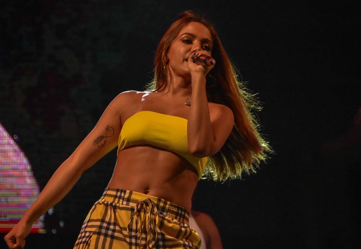 2019-01-19 - AG&Ecirc;NCIA DE NOT&Iacute;CIAS/PARCEIRO - A cantora Anitta, durante apresenta&ccedil;&atilde;o de seu show realizado no Esta&ccedil;&atilde;o Ver&atilde;o Show, no Kart&oacute;dromo de Praia Grande, litoral de S&atilde;o Paulo, na madrugada deste s&aacute;bado (19). Foto: Jota Erre/Parceiro/Ag&ecirc;ncia O Dia