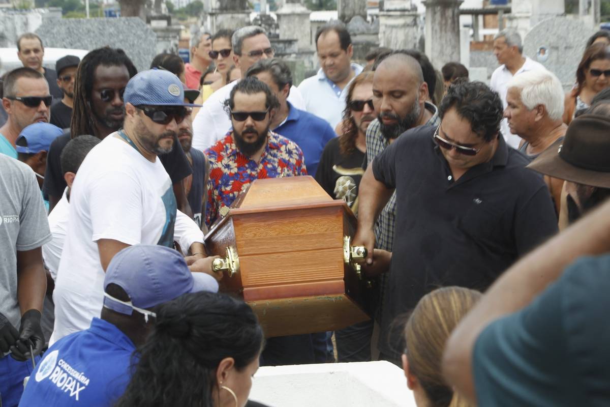 Enterro do Marcelo Hiuka no Cemit?ro de Campo Grande
 Severino  Silva/ Agencia O Dia