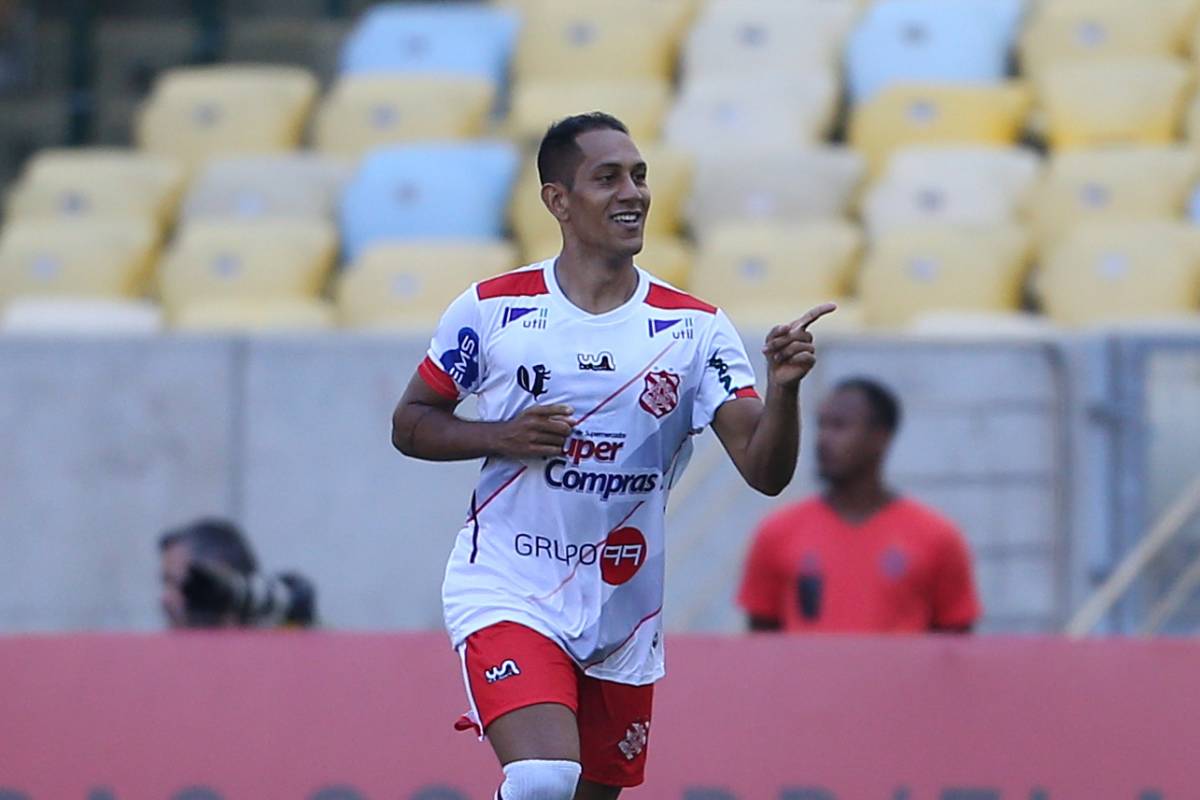 Flamengo venceu o Bangu de virada