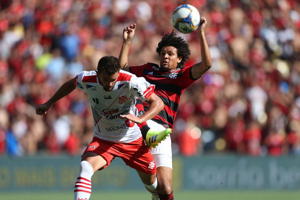 Flamengo venceu o Bangu de virada