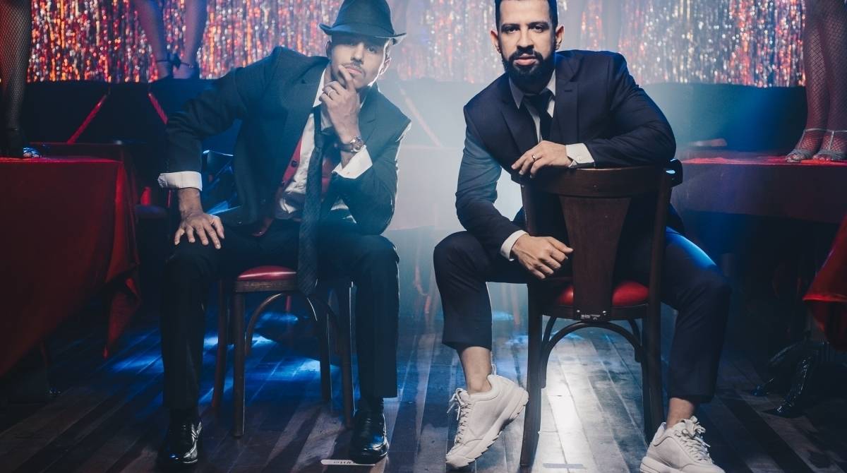 MC Livinho e DJ Dennis