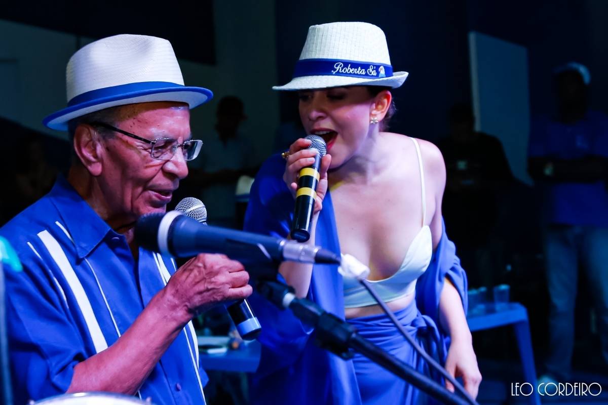 Cantora Roberta Sá e o Sambista Monarco