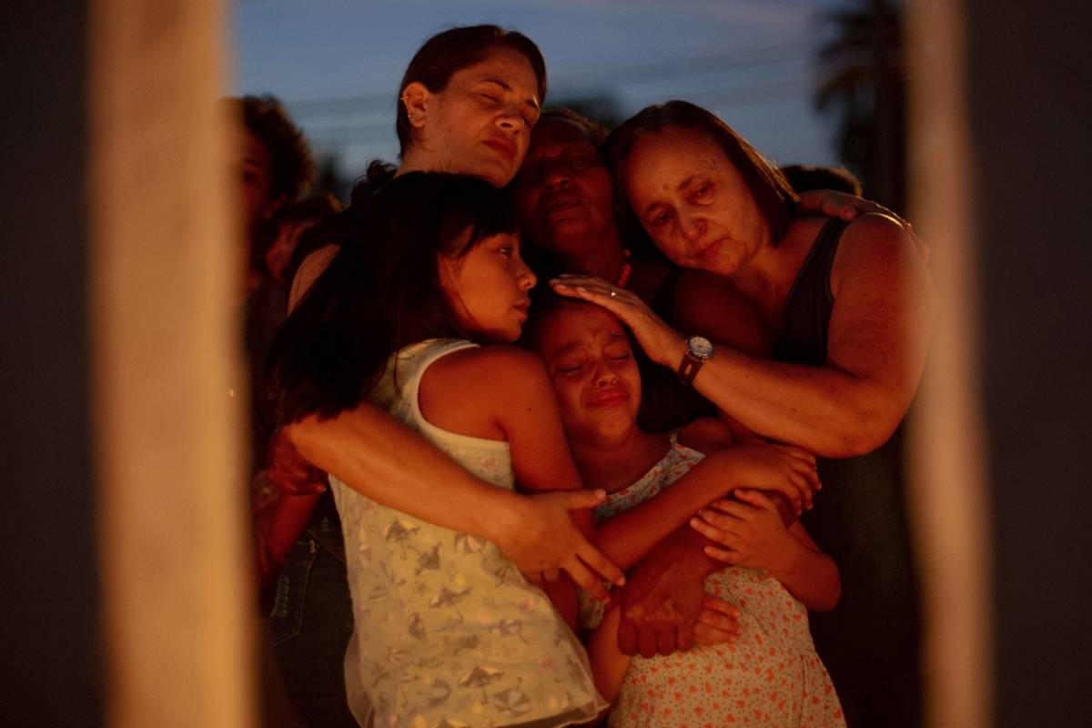 Parentes de vítimas do desmoronamento em Brumadinho - AFP
