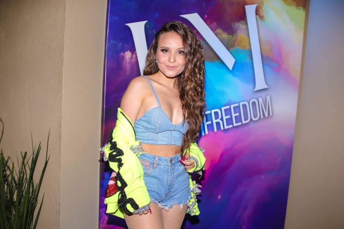 Larissa Manoela - Thiago Duran