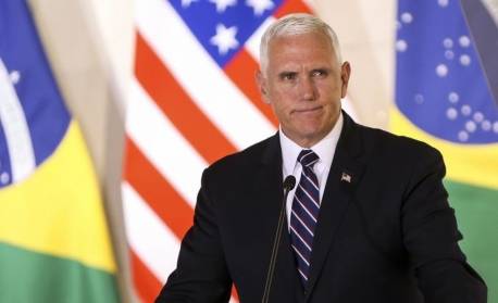 Ex-vice de Trump, Mike Pence apresenta documentação para candidatura à presidência dos EUA