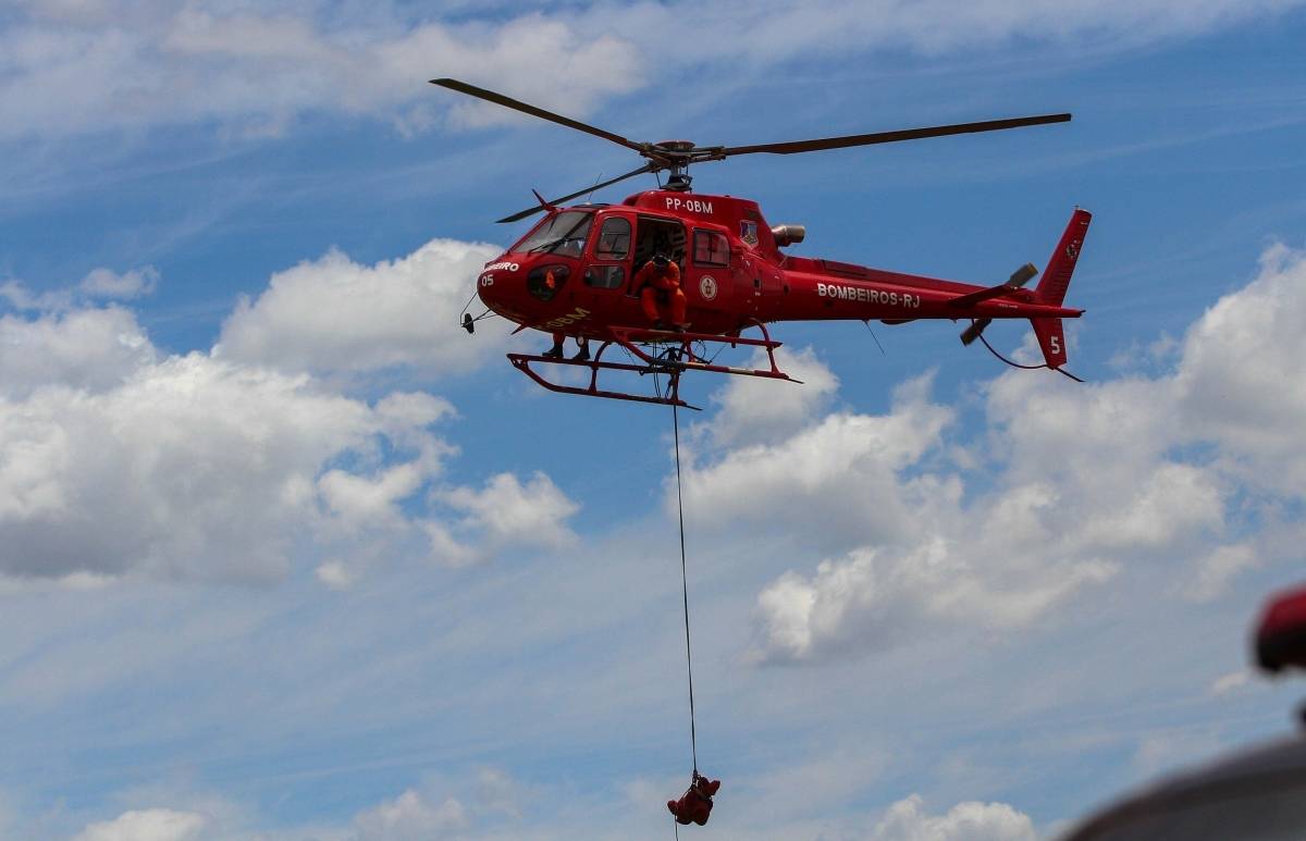 01/02/2018 - AGÊNCIA DE NOTICIAS - PARCEIRO - As buscas por vítimas do desastre causado pelo rompimento da Mina Córrego do Feijão, em Brumadinho, nos arredores de Belo Horizonte, continuam nesta sexta-feira(01), pelo oitavo dia. Foto:Fernando Michel/Parceiro/Agência O Dia - Fernando Michel/Parceiro/Agência O Dia