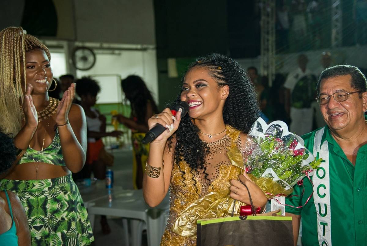 Musa da Mocidade Independente de Padre Miguel, Dedê Marinho