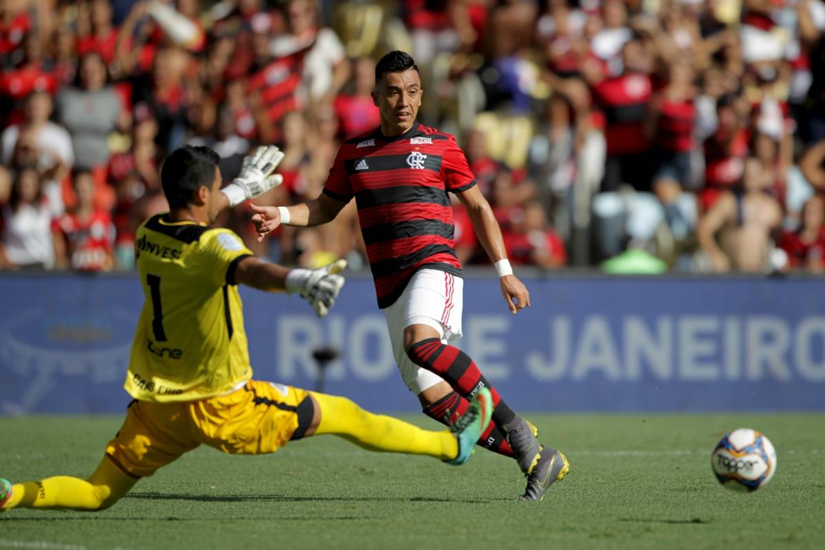 Flamengo goleou a Cabofriense no Maracan&atilde; - Luciano Belford/Agncia O Dia