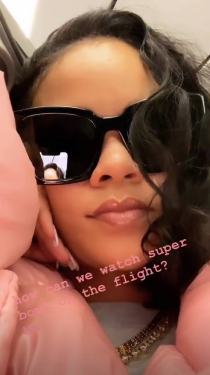 Foto do stories da cantora Rihanna