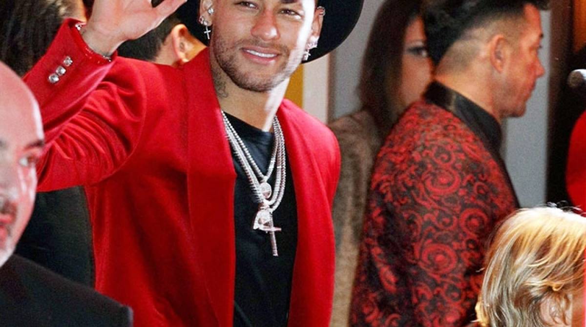 Neymar comemorou seus 27 anos com fest&atilde;o em Paris 