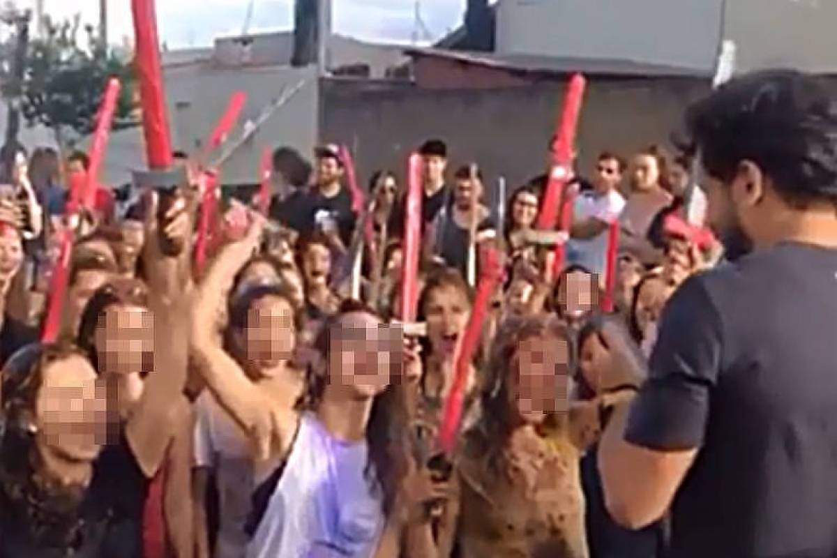 Mulheres são coagidas a jurar não recusar 'tentativa de coito' com veteranos - Reprodução