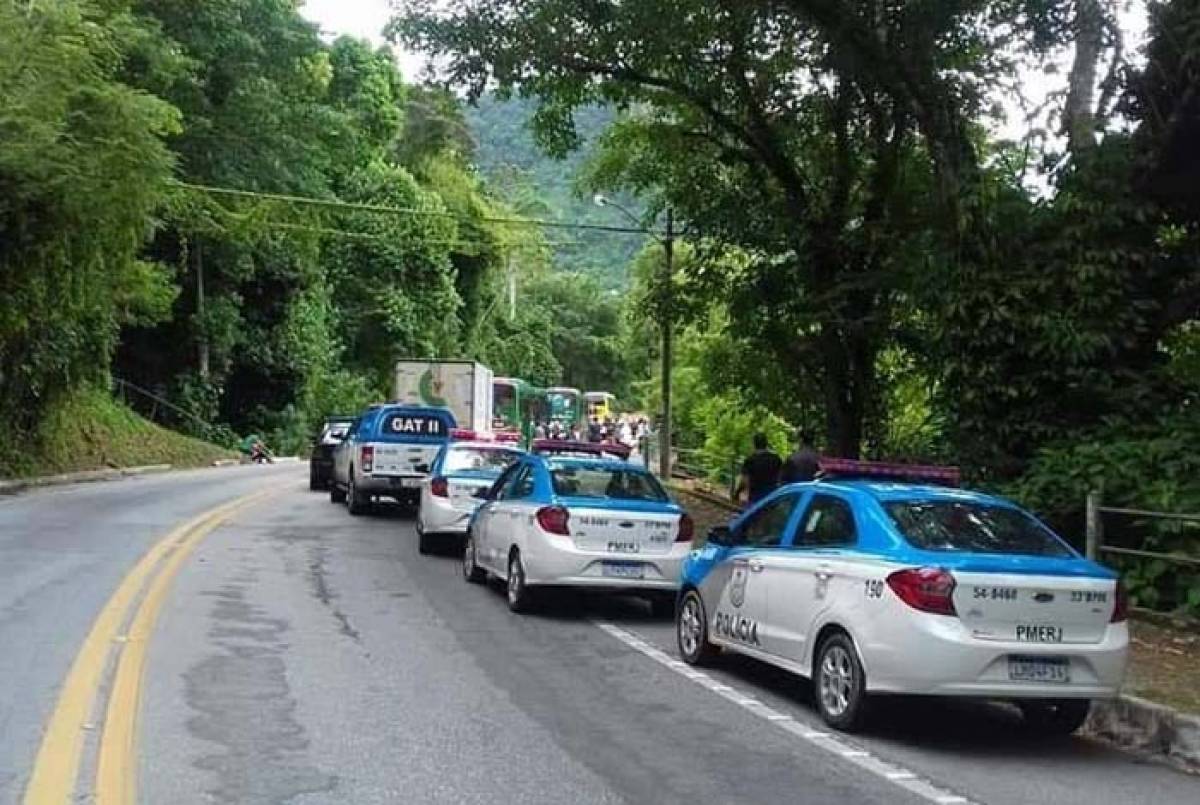 Tiroteio assustou motoristas na Rio-Santos - Reprodução redes sociais 