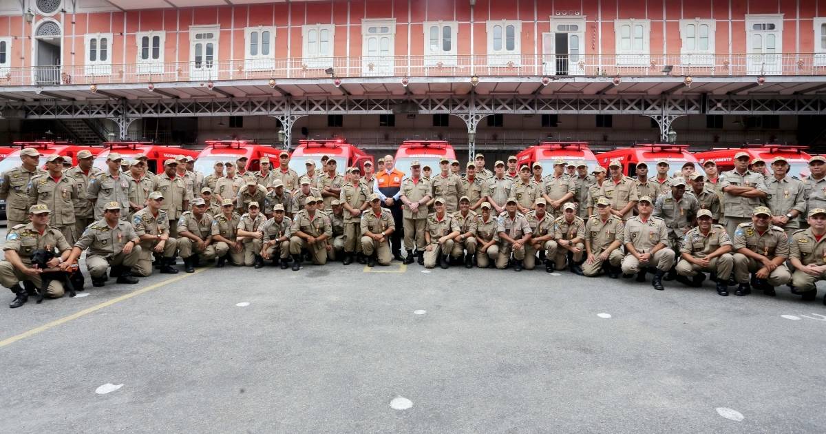 Governador Wilson Witzel na homenagem aos bombeiros que atuaram em Brumadinho e entrega de 10 viaturas para a corporação