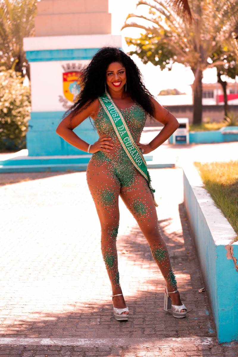 Musas de Duque de Caxias se preparam para brilhar na Sapucaí. Na foto, Beyoncé Cris.