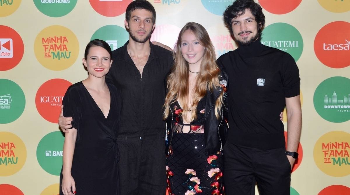 Luiza Comparato, Chay Suede, Malu Rodrigues e Gabriel Leone