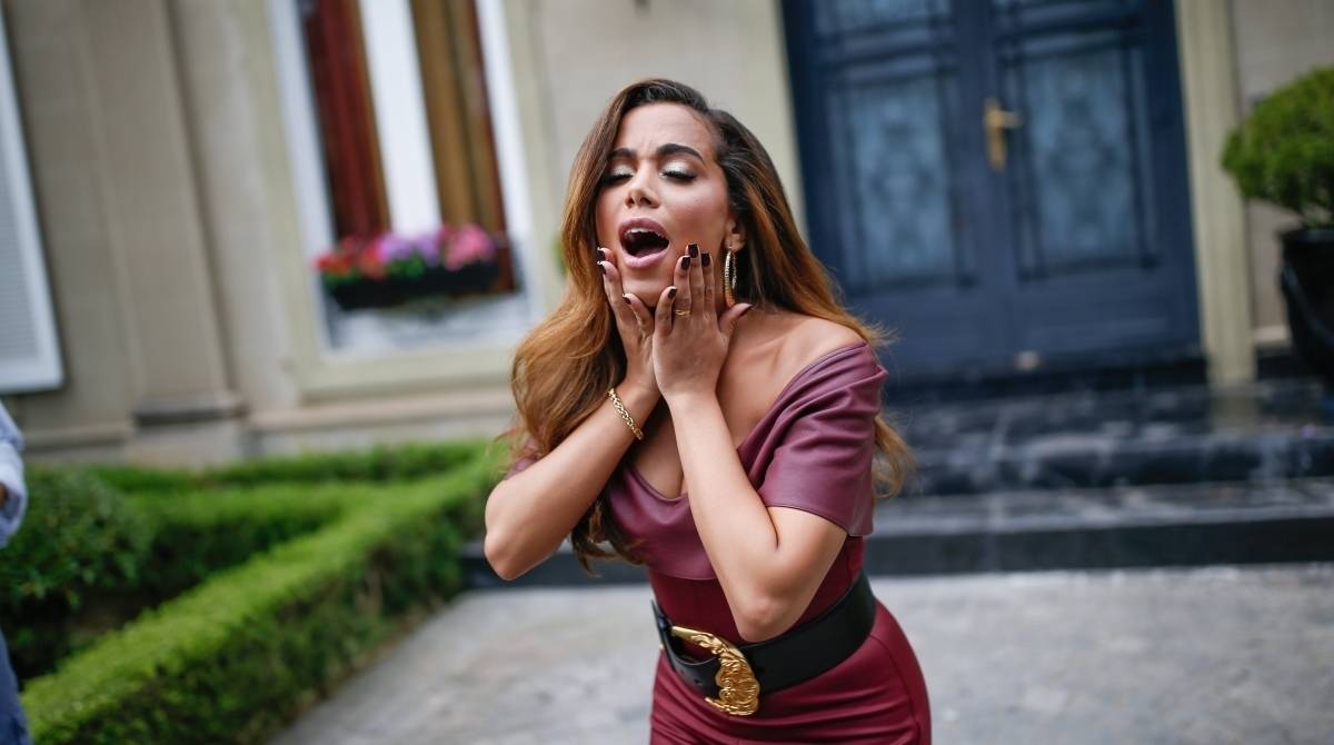 Anitta estrela comercial inspirado em novela mexicana