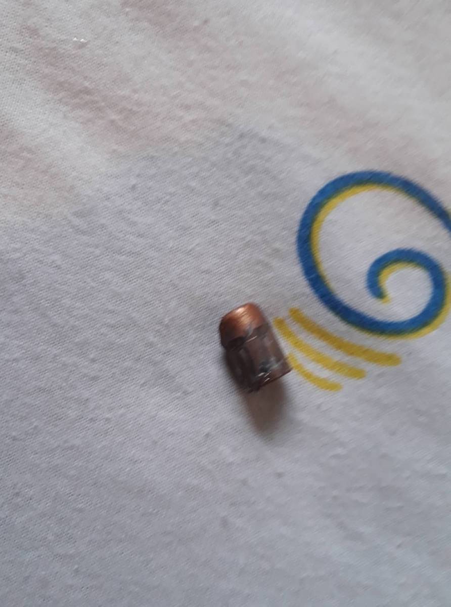 Bala atinge apartamento na Lapa - Reprodução/Redes sociais