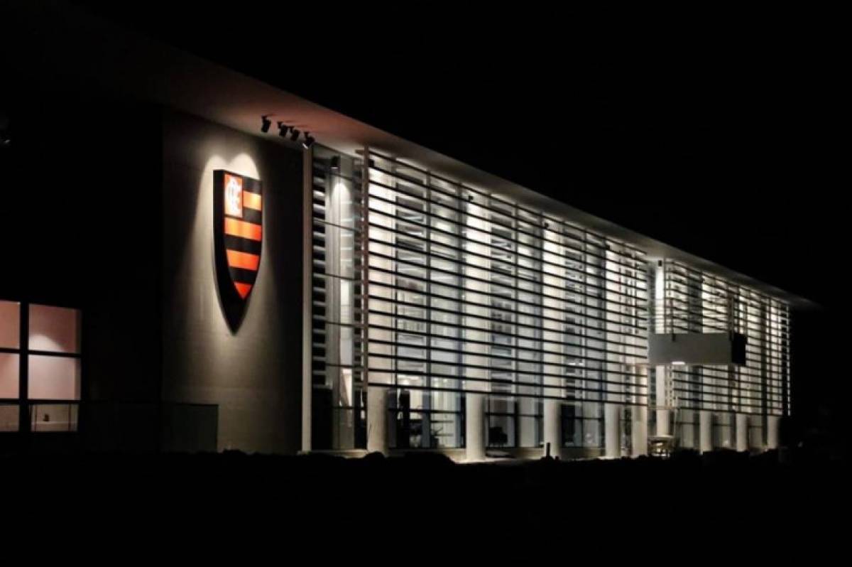 O CT atende à equipe profissional do Flamengo e categorias de base