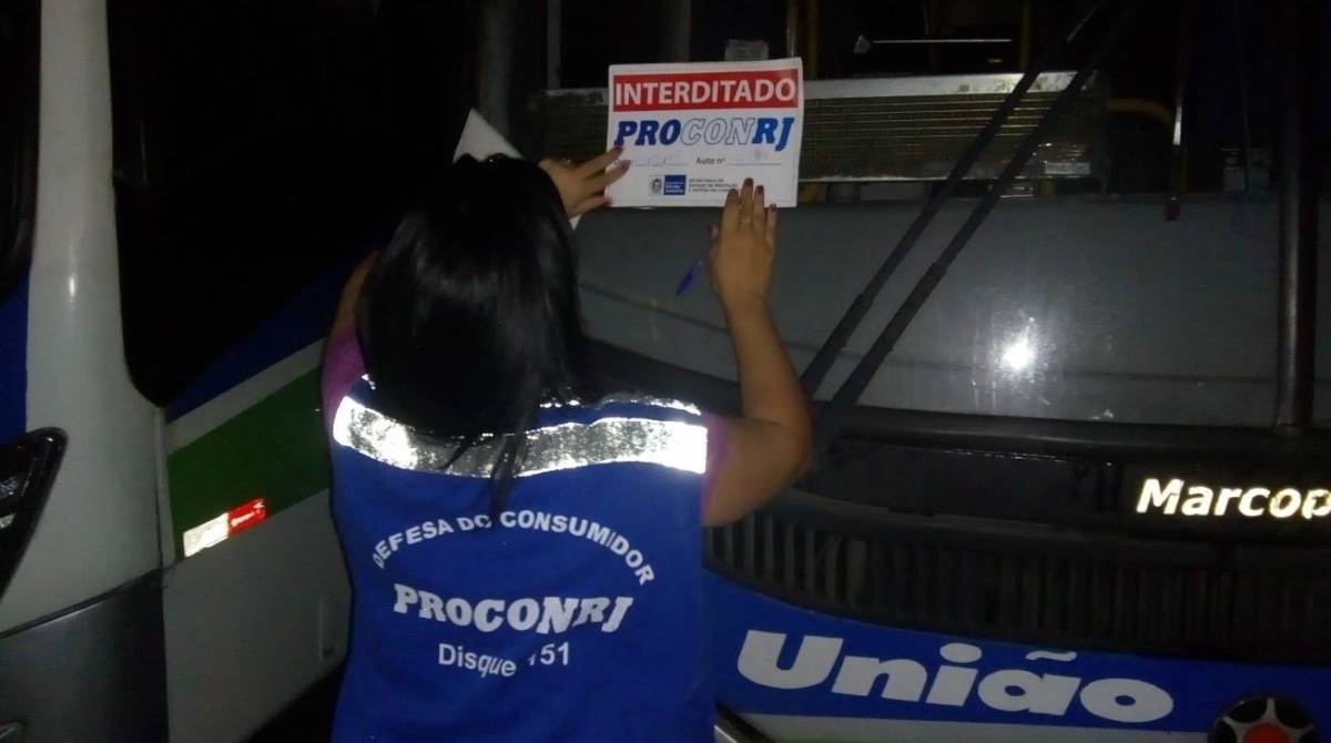ProconRJ interditou 18 ônibus em Duque de Caxias - Divulgação / Procon RJ