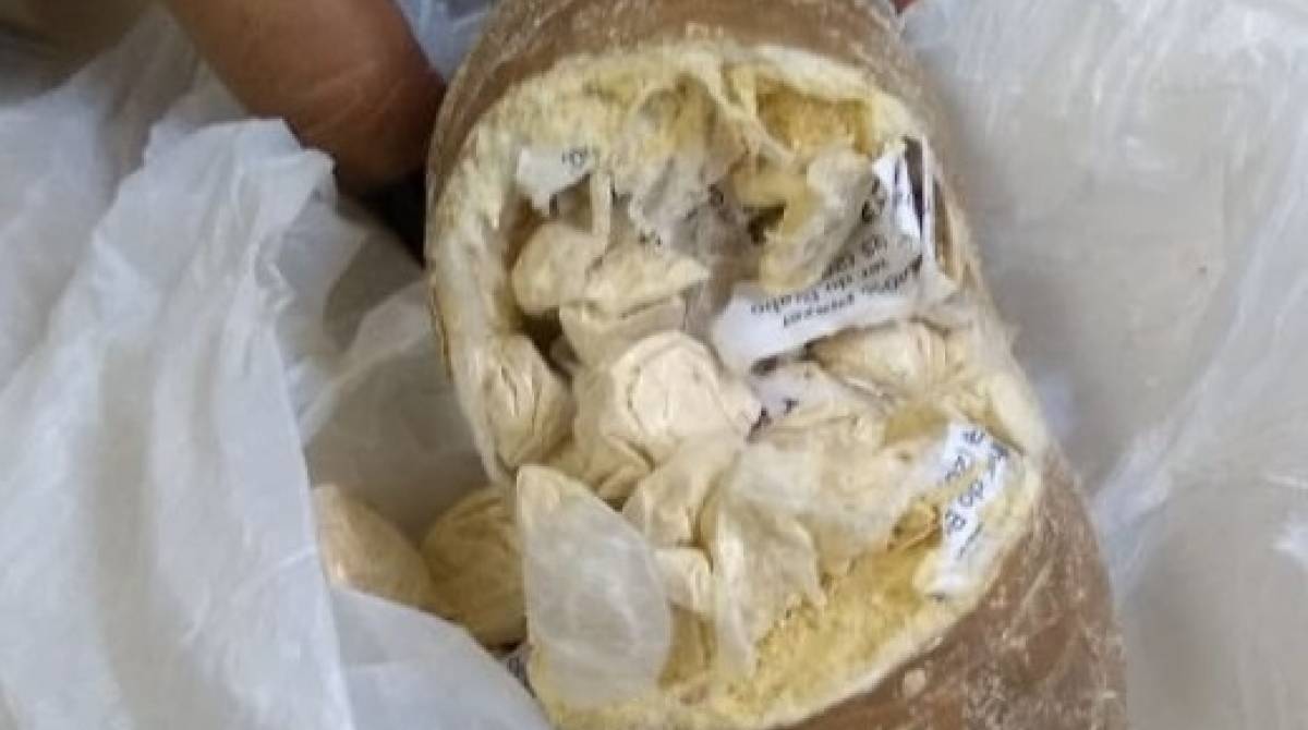 Visitante é flagrada com drogas em presídio Gericinó - Divulgação