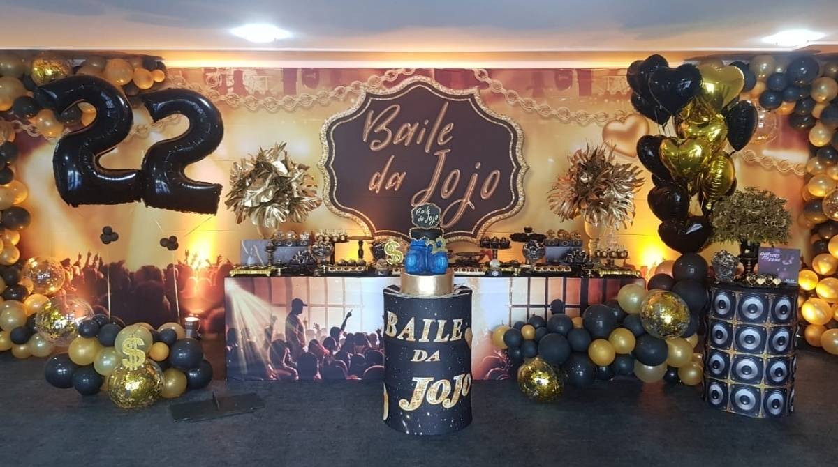 Jojo Todynho faz festa com tema 'Baile Funk'