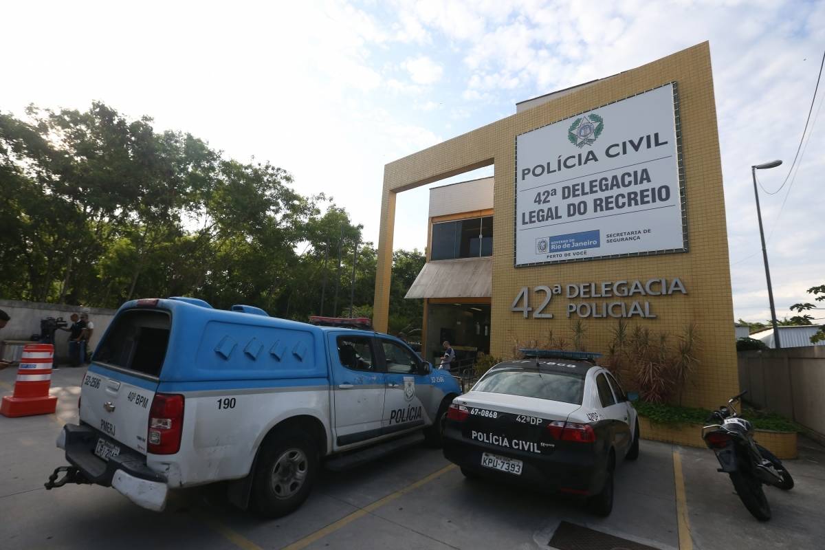 Depoimentos de funcionarios do Flamengo sobre o incendio no Ninho do Urubu, na 42 Delegacia de Policia no Recreio dos Bandeirantes. Foto: Daniel Castelo Branco / Agencia O Dia