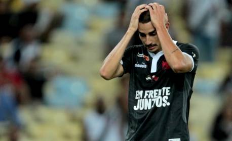 Ex-Vasco diz que ficou 130 dias sem sexo pela Seleção e revela desejo de ir para o ‘BBB’