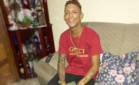 Primeira audiência sobre jovem morto com 'mata-leão' em mercado do Rio acontece nesta quarta