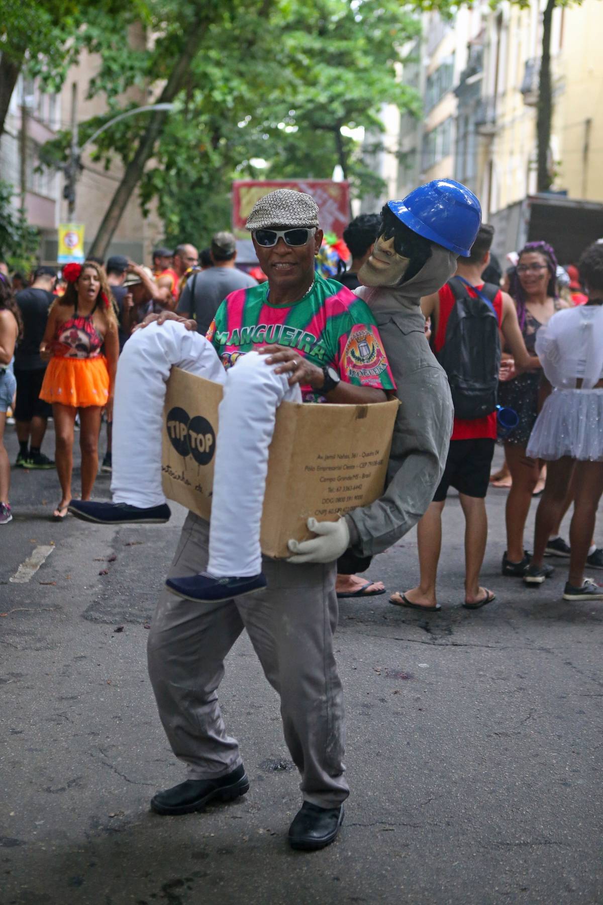 Bloco de Carnaval Impensa que eu Gamo - Local: rua Gago Coutinho, Laranjeiras. Na foto Luiz Augusto. Foto: Daniel Castelo Branco / Agencia O Dia