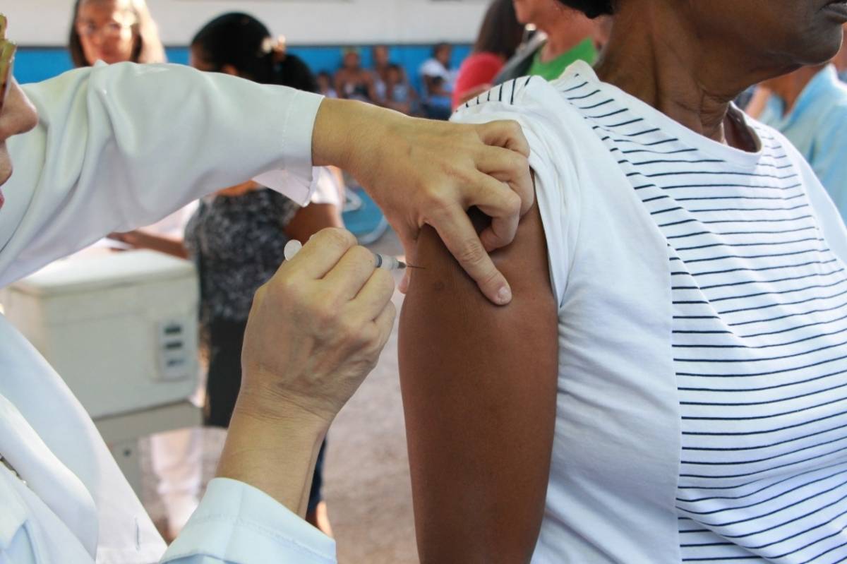 Duque de Caxias inicia campanha contra a febre amarela