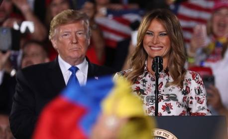 Melania Trump classifica como 'milagre' que seu marido esteja vivo após tentativas de assassinato