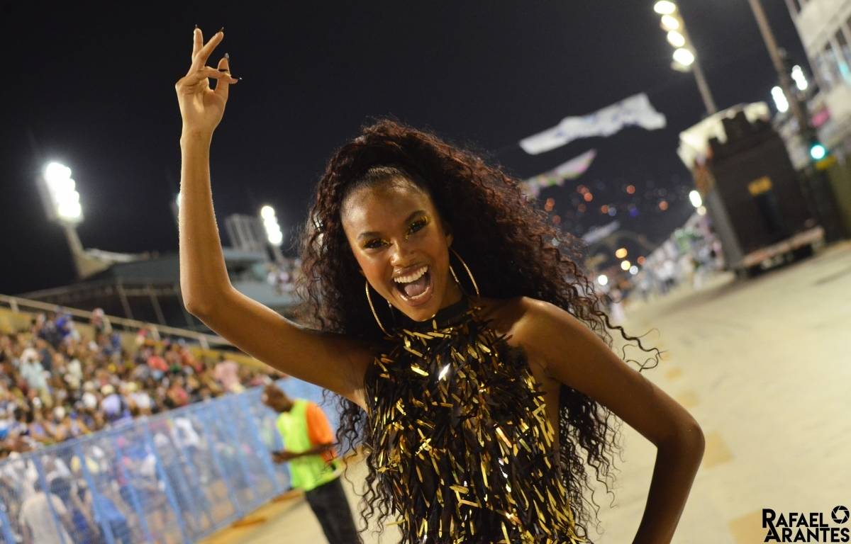 Duda Almeida, nova musa da São Clemente