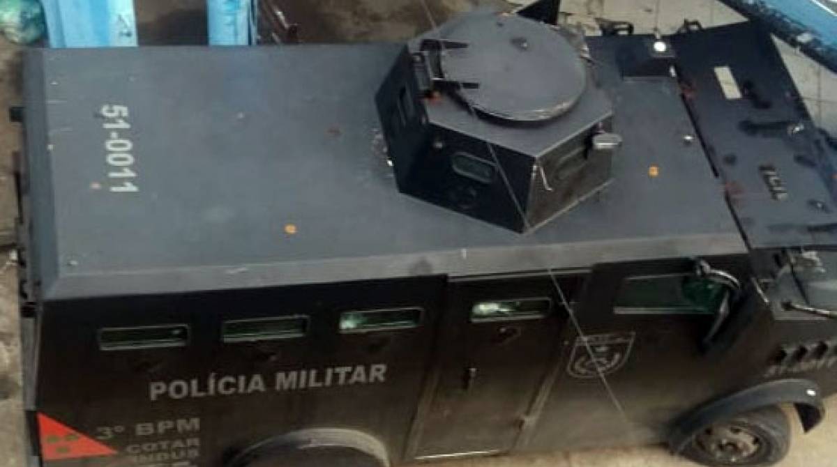 Blindado no Bope na Vila Cruzeiro