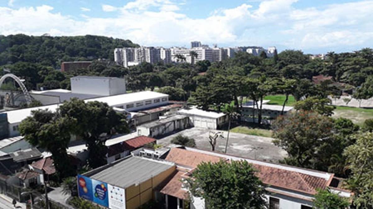 Área do Canecão no terreno da UFRJ na Praia Vermelha