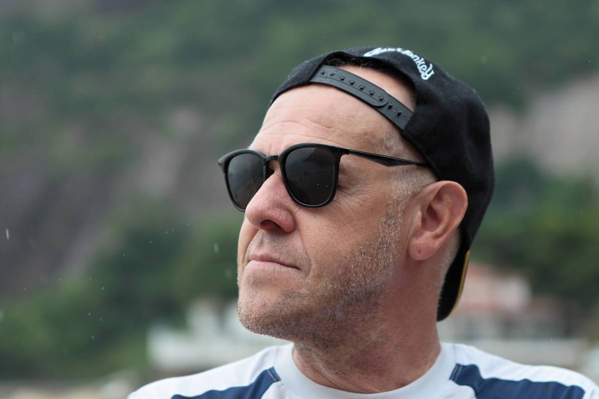 Rio de Janeiro 21/02/2019 - Relacionamento entre colegas de trabalho no meio profissiona. Na foto acima o Roberto Carlos Santos, 47, funcion&aacute;rio de empresa de log&iacute;stica.  Foto: Luciano Belford/Ag&ecirc;ncia O Dia