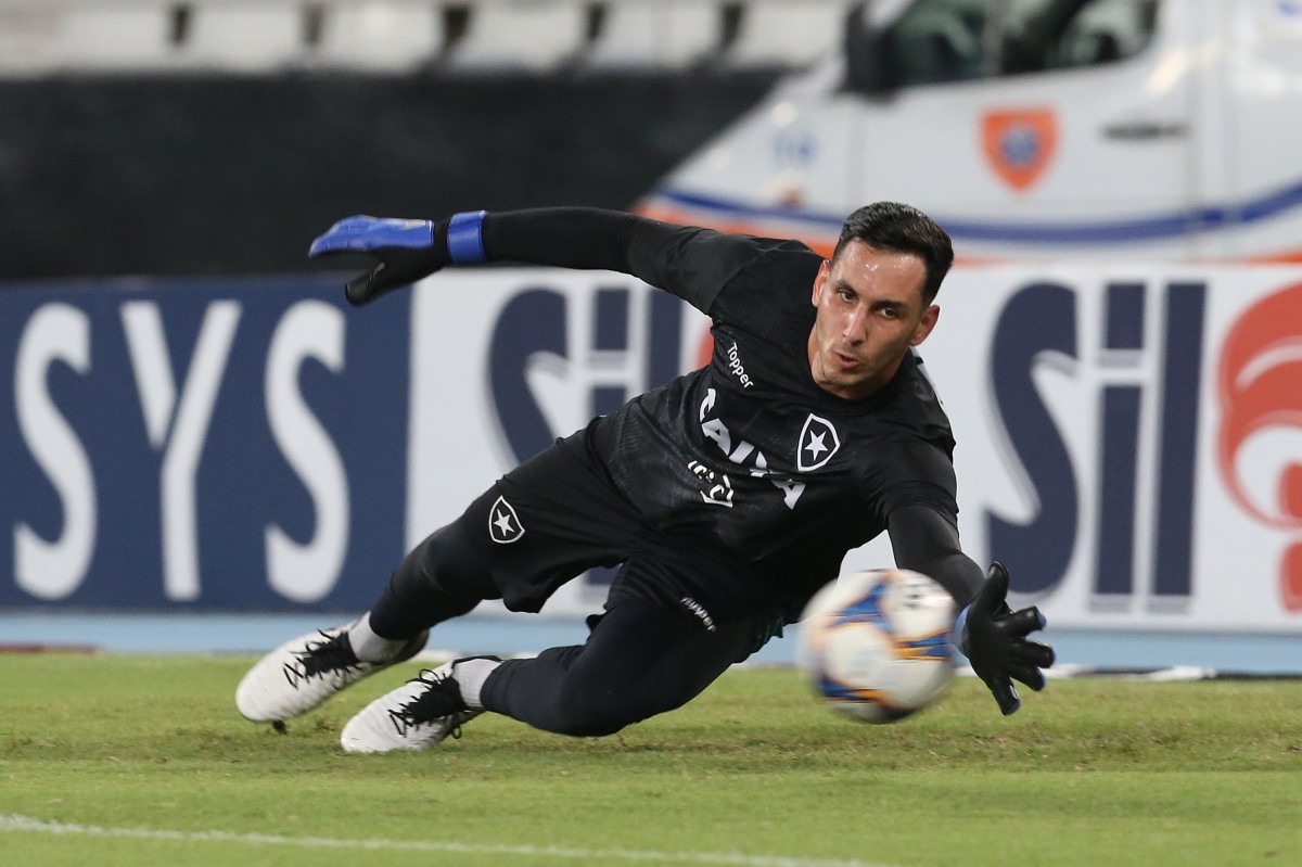 Empres&aacute;rio afirma que Rog&eacute;rio Ceni preteriu Gatito Fern&aacute;ndez em negocia&ccedil;&atilde;o