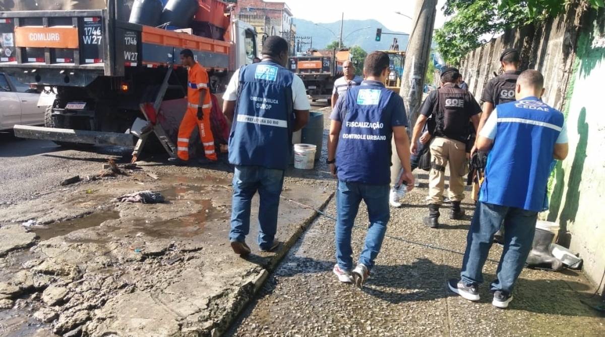 Lava a jatos clandestinos às margens da Mangueira são alvos de ação
