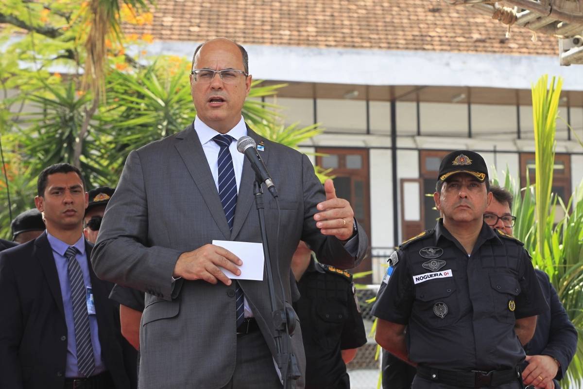 verno do Rio entrega novas viaturas. O evento, no Batalh&atilde;o de Choque, no centro do Rio teve a presen&ccedil;a do Governador, Wilson Witzel.                   Estefan Radovicz / Ag&ecirc;ncia O Dia                 Governo do Rio entrega novas viaturas. O evento, no Batalh&atilde;o de Choque, no centro do Rio teve a presen&ccedil;a do Governador, Wilson Witzel.  