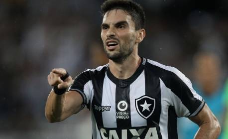 Rodrigo Pimpão, ex-Botafogo e Vasco, anuncia aposentadoria aos 36 anos